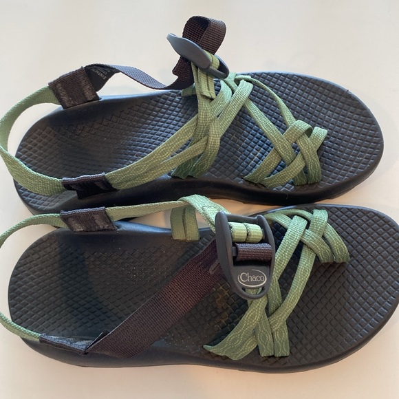 Women’s Chaco sandals, size 6 - Picture 1 of 5